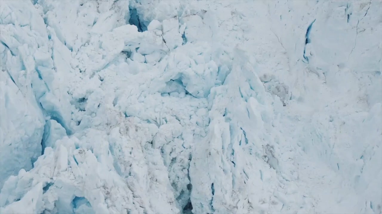 LARSCOVER-min